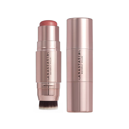 Stick Blush Second-skin colour with a natural looking seamless finish