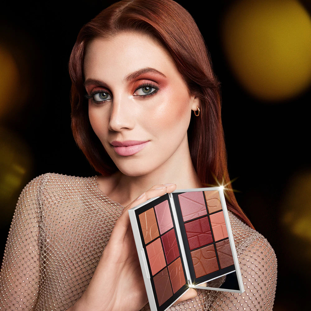 NARS HOLIDAY COLLECTION ALL THAT GLITTERS LIGHT REFLECTING CHEEK PALETTE