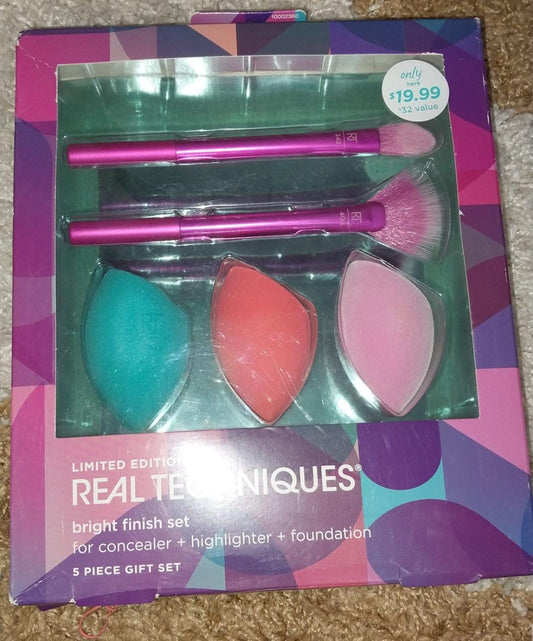 Real Techniques Limited Edition Makeup Brush Set