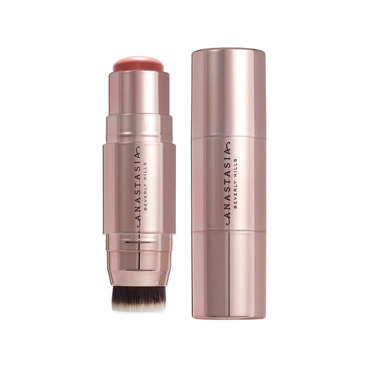 Stick Blush Second-skin colour with a natural looking seamless finish