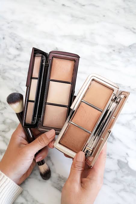 HOURGLASS AMBIENT LIGHTING PALLET VOLUME II - SemBliss