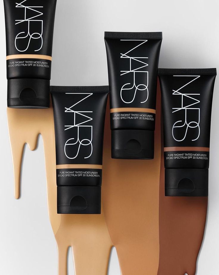 NARS COSMETICS PURE RADIANT TINTED MOISTURISER SPF30 - SemBliss